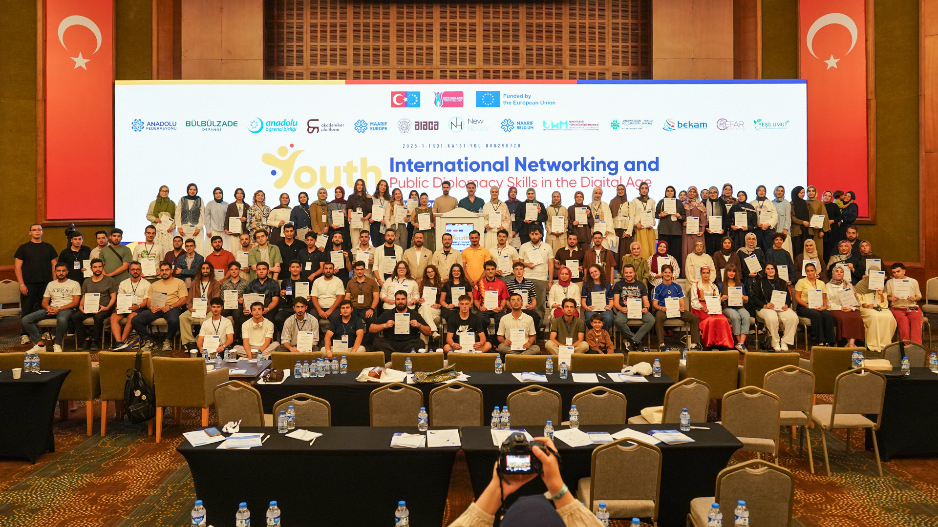INTERNATIONAL NETWORKING AND CIVIL DIPLOMACY SKILLS OF YOUNG PEOPLE IN THE DIGITAL AGE<